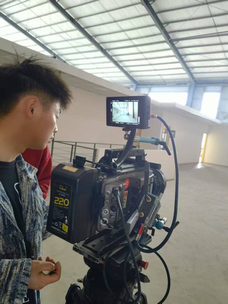 创新驱动，智领未来——筠连县TVC与广告片拍摄制作的创新实践